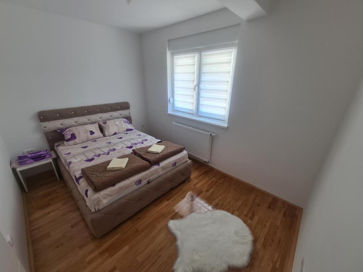 Brčko Apartman Crystal מראה חיצוני תמונה