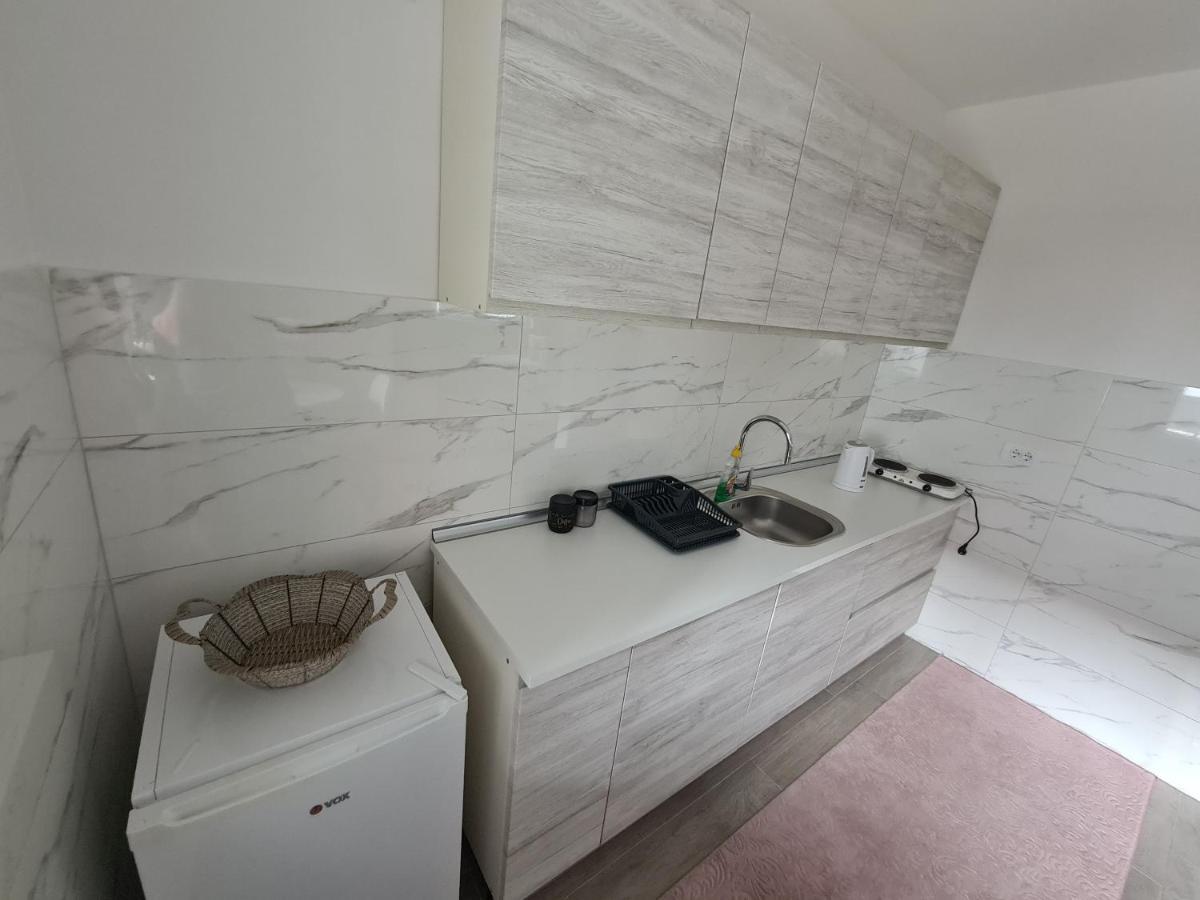 Brčko Apartman Crystal מראה חיצוני תמונה